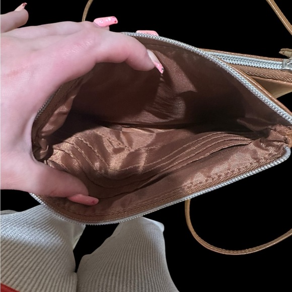 Safe Keeper crossbody purse - Picture 9 of 10